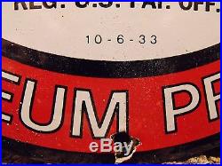 1933 Texaco Petroleum Products Gas & Oil porcelain gas pump lubester sign dated 1933 Texaco Petroleum Products Gas & Oil porcelain gas pump lubester sign dated