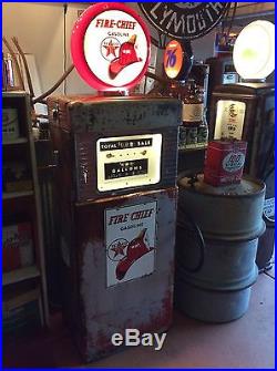 1950's TEXACO FIRE CHIEF Wayne 505 GAS PUMP with Original Sign Rustoration