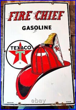 1960s LARGE ORIGINAL & AUTHENTIC''TEXACO FIRE CHIEF 18x12 INCH PORCELAIN SIGN