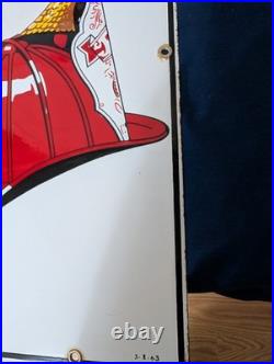 2 TEXACO vintage FIRE CHIEF gas pump porcelain plates 3/8/63 & 3/4/58 nice cond