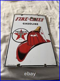 AUTHENTIC TEXACO OIL COMPANY 1941 FIRE CHIEF PORCELAIN SIGN PUMP PLATE Man Cave