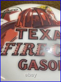 Awesome Texaco Fire Chief Gas Globe Light Pump Milk glass gasoline automobile