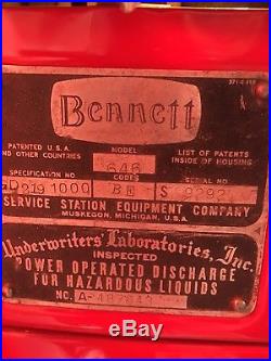 Bennett Gas Pump 646 restored in Texaco gas Free Shipping