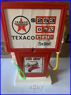 H-G toys texaco gas pump M806