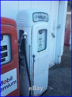 Martin Schwartz Wayne 80 gas pump, Mobil gas high top, Texaco, Union 76