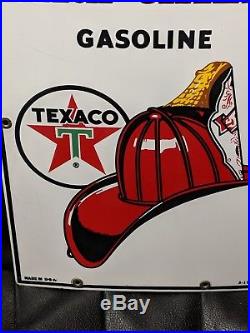Old 1963 rare sizeTexaco Fire Chief 15x10 inch Gas Pump Plate Sign TAC AUTHENTIC