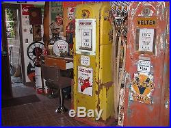 Original Texaco Wayne 60 gas pump with porcelain sign no globe Original Texaco Wayne 60 gas pump with porcelain sign no globe