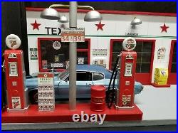 TEXACO GAS STATION FRONT With 2 PUMP ISLAND, HAND CRAFTED, 118TH SCALE, DIORAMA TEXACO GAS STATION FRONT With 2 PUMP ISLAND, HAND CRAFTED, 118TH SCALE, DIORAMA