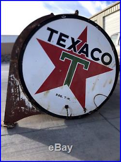 TEXACO SIGN PORCELAIN WITH FRAME POLE MOUNT OIL GAS PUMP GARAGE 6 FOOT 1950's