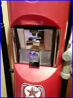 Texaco Gas Pump Gumball 25 cent Vending Machine