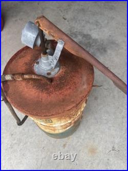 Texaco Oil Pump