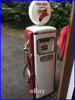 Tokheim 300 Texaco Fire Chief Gas Pump With Globe