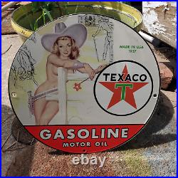 Vintage 1937 Texaco Gasoline Motor Oil Fuel Porcelain Gas & Oil Pump Sign