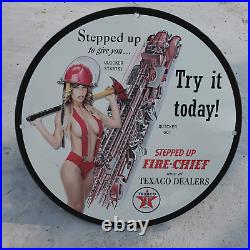 Vintage 1940 Texaco Fire Chief Gasoline Fuel Porcelain Gas & Oil Pump Sign