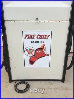 Vintage 1960s TEXACO Fire Chief Bennett Dual Gas Pump Mancave / Garage Decor