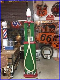 Vintage BENNETT CLOCKFACE GAS PUMP in TEXACO with New Globe Station OLD Oil Sign