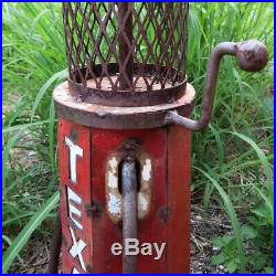 Vintage Decorative Tin Texaco Gas Pump 32