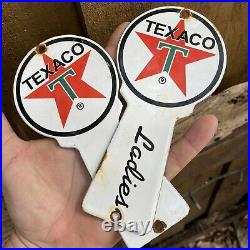Vintage Texaco Restroom Key Plate Porcelain Sign Room Gas Pump Petroliana Oil Us