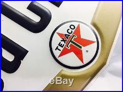 Vintage Texaco Sea Chief Marine Outboard Motor Gas Pump Tin Sign Day 1 Condition Vintage Texaco Sea Chief Marine Outboard Motor Gas Pump Tin Sign Day 1 Condition
