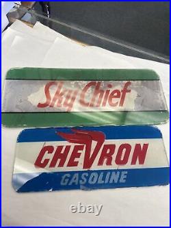 Vintage Texaco Sky Chief / Gas Pump Glass Plate & Chevron Gas Oil Advertising