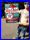 Vintage_Texaco_Sky_Chief_Gasoline_Pump_Porcelain_Metal_Sign_Gas_Oil_marked_1940_01_ncee
