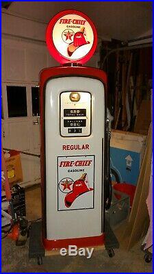WAYNE MODEL 80 gas pump, Texaco Fire Chief gasoline